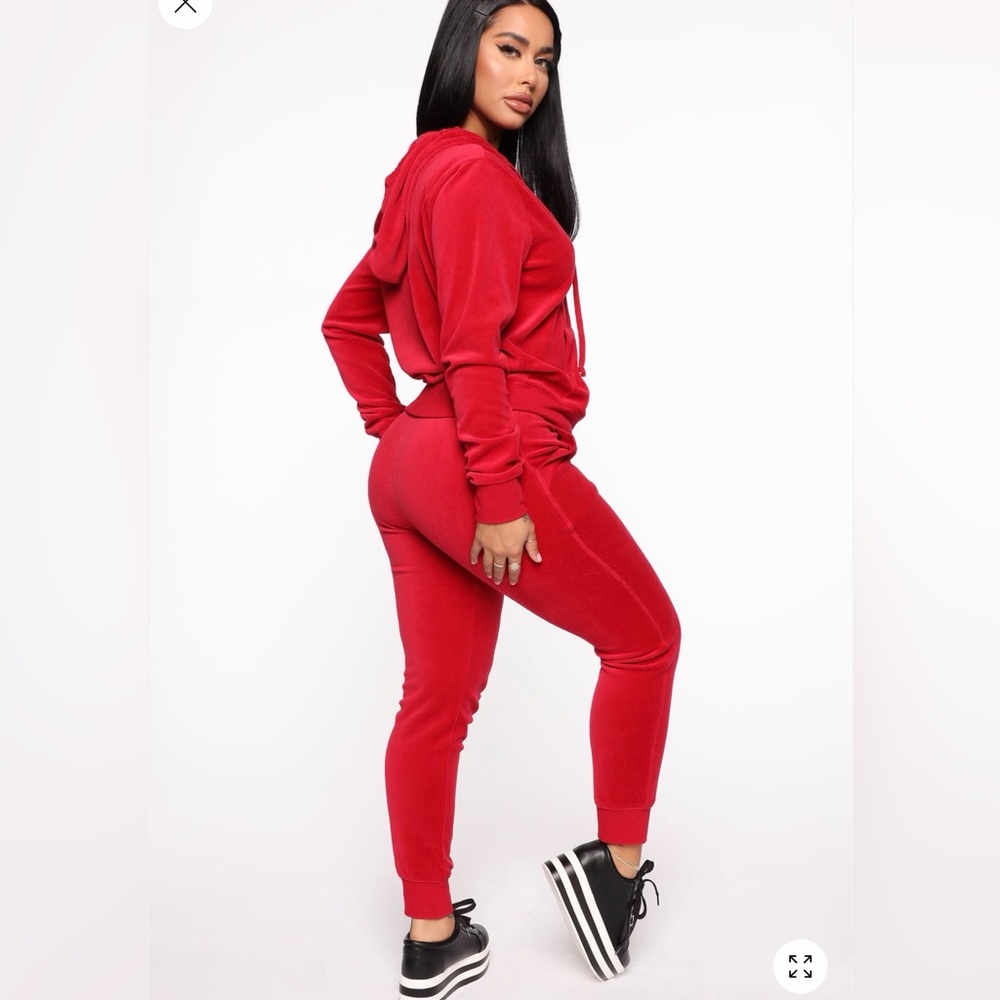 Fashion Nova Red Velour Tracksuit - Picture 7 of 7